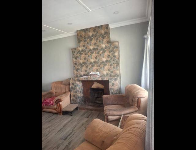 3 BEDROOM HOUSE FOR SALE IN VANDERBIJLPARK CW 2